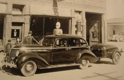 1938 Hudson Terraplane with Mull

