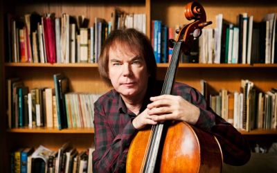 Julian Lloyd Webber

