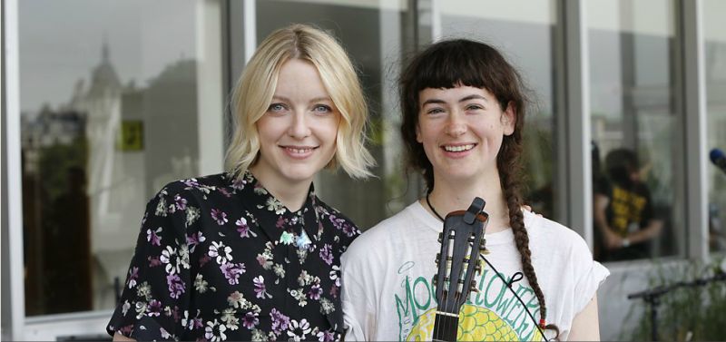 Lauren Laverne with Kate Sables