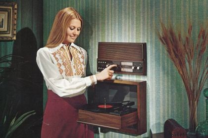 Stereo sound ignored commercially for a quarter of a century after its discovery