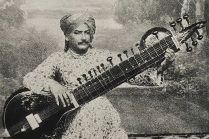 Early 1930s recordings of classical sitar by Enayat Khan